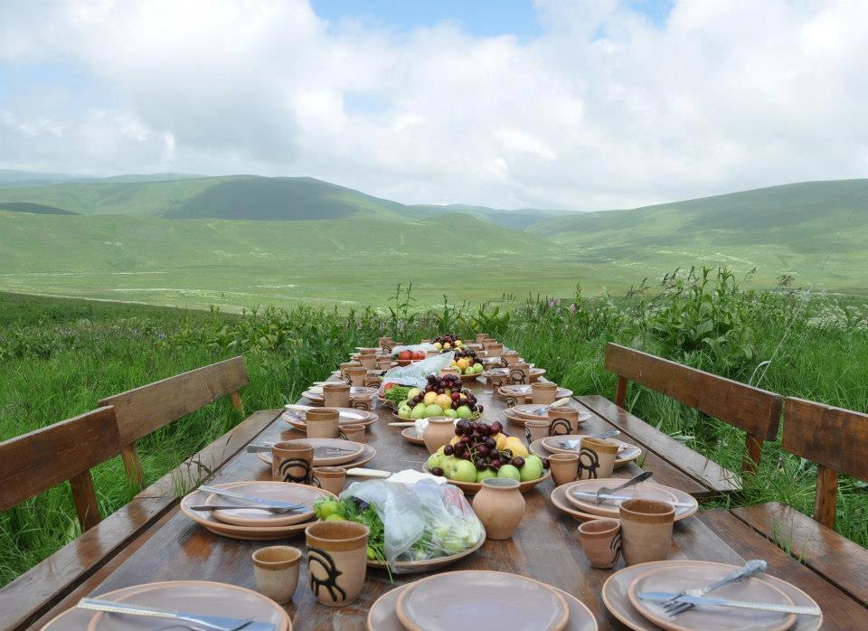 Tsaghkunq Guest House Sevan Exterior photo