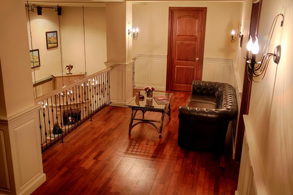 Tsaghkunq Guest House Sevan Room photo